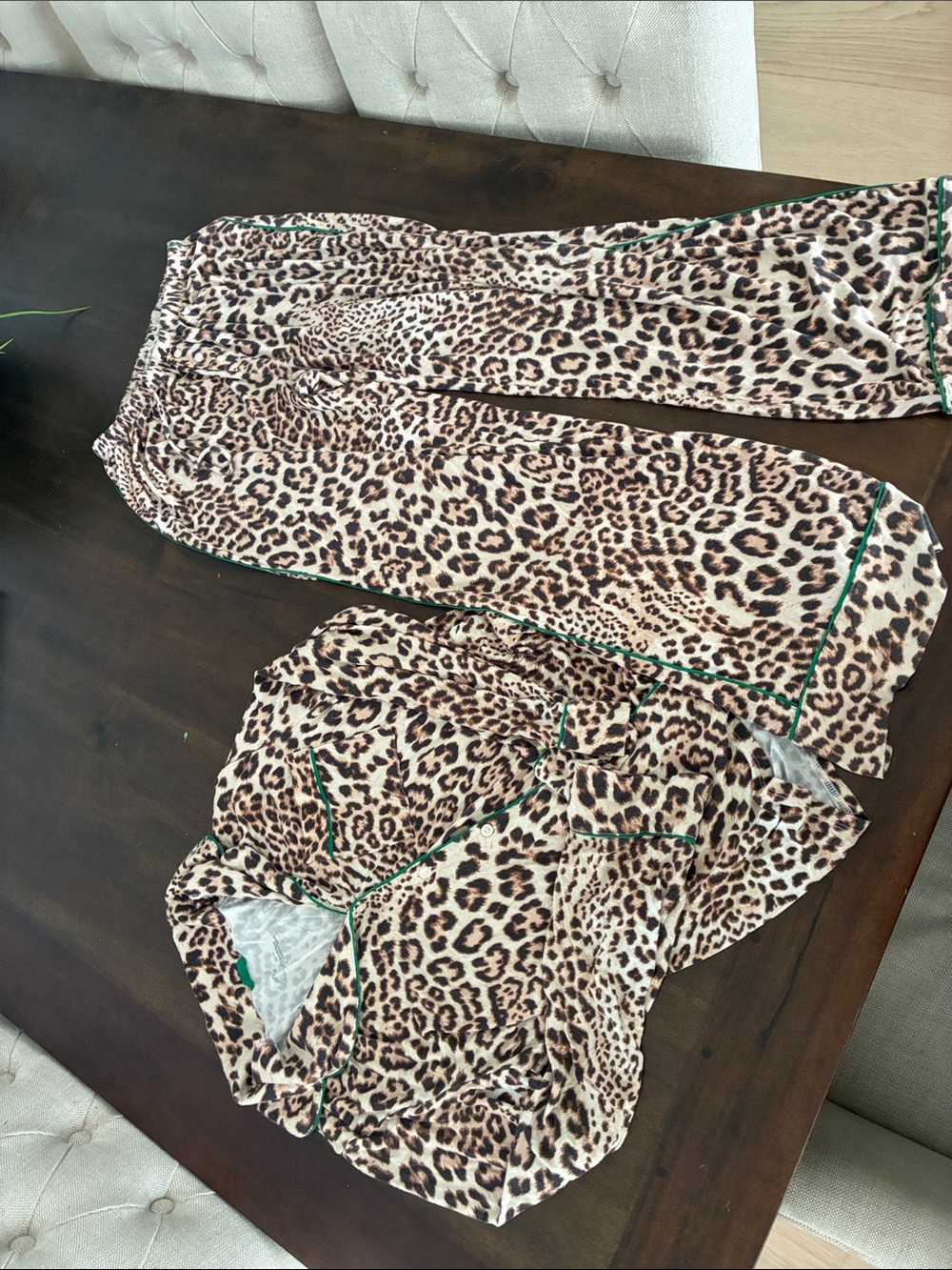 Women’s aerie super soft Leopard Print Pajama top and Bottoms with Green Trim